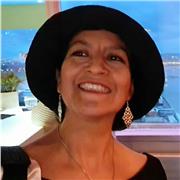 Mit Freude bringe ich sowohl fachliche Kompetenz als auch Begeisterung für die Vermittlung der spanischen Sprache und Kultur mit.